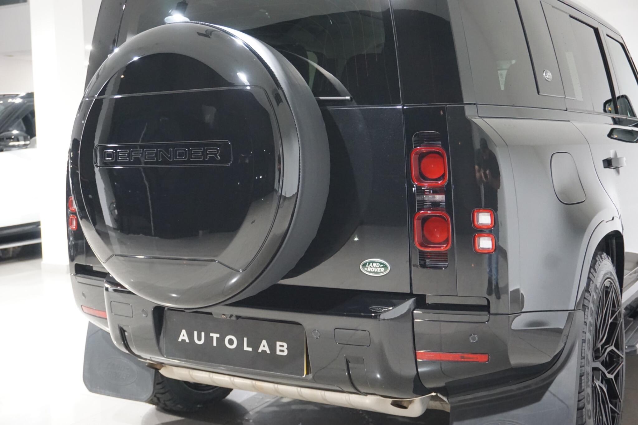 Land Rover Defender 110 2.0 P400e 15.4kWh XS Edition SUV 5dr Petrol Plug-in Hybrid Auto 4WD Euro 6 (s/s) (404 ps)